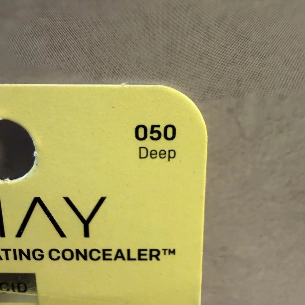 🩷5/$10 Almay Hydrating Concealer 050 Deep